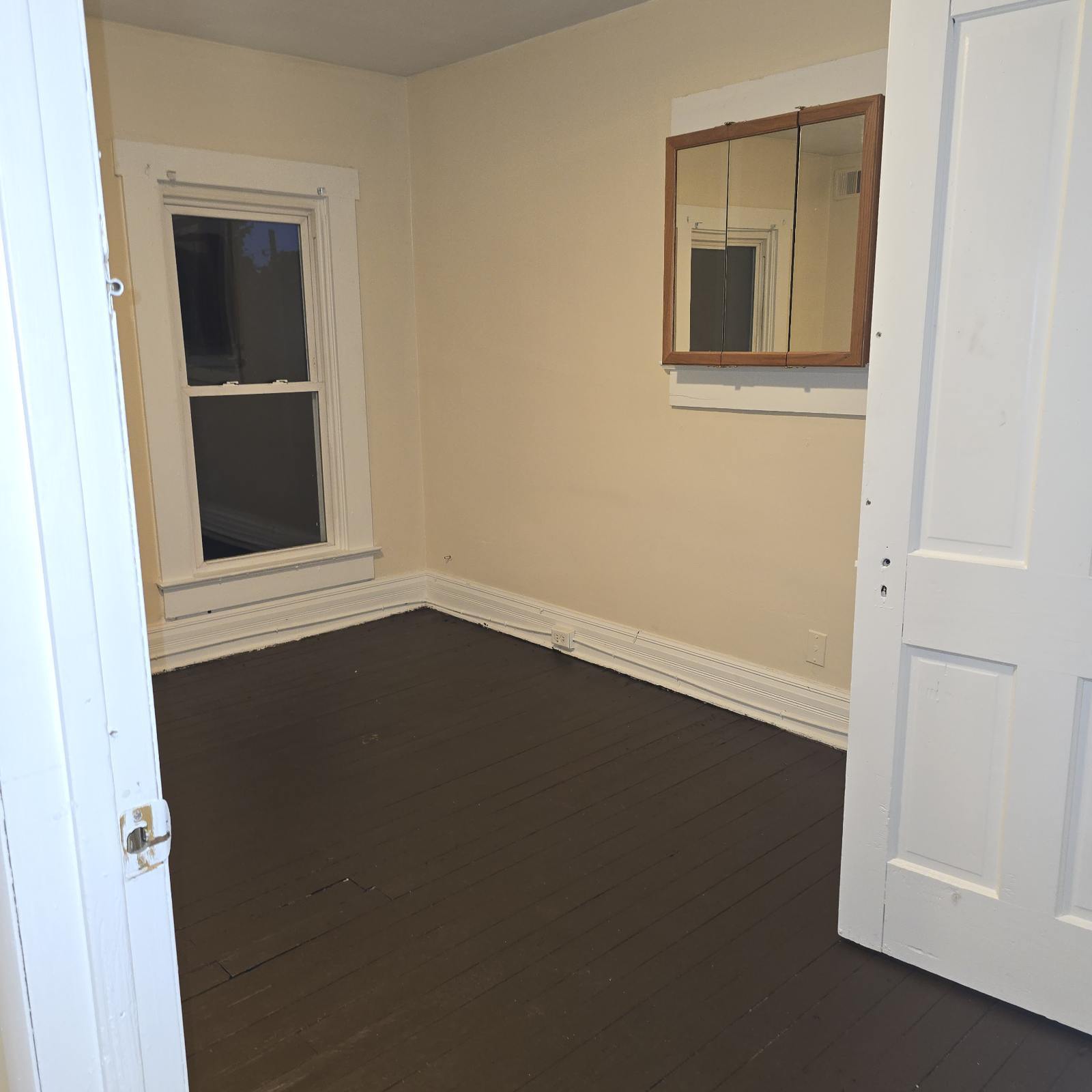 520 E Rose St – photo 3