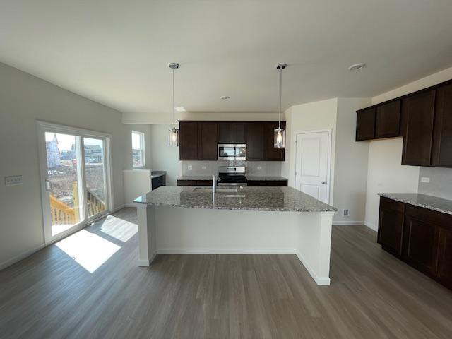 21851 N Ashley St – photo 1