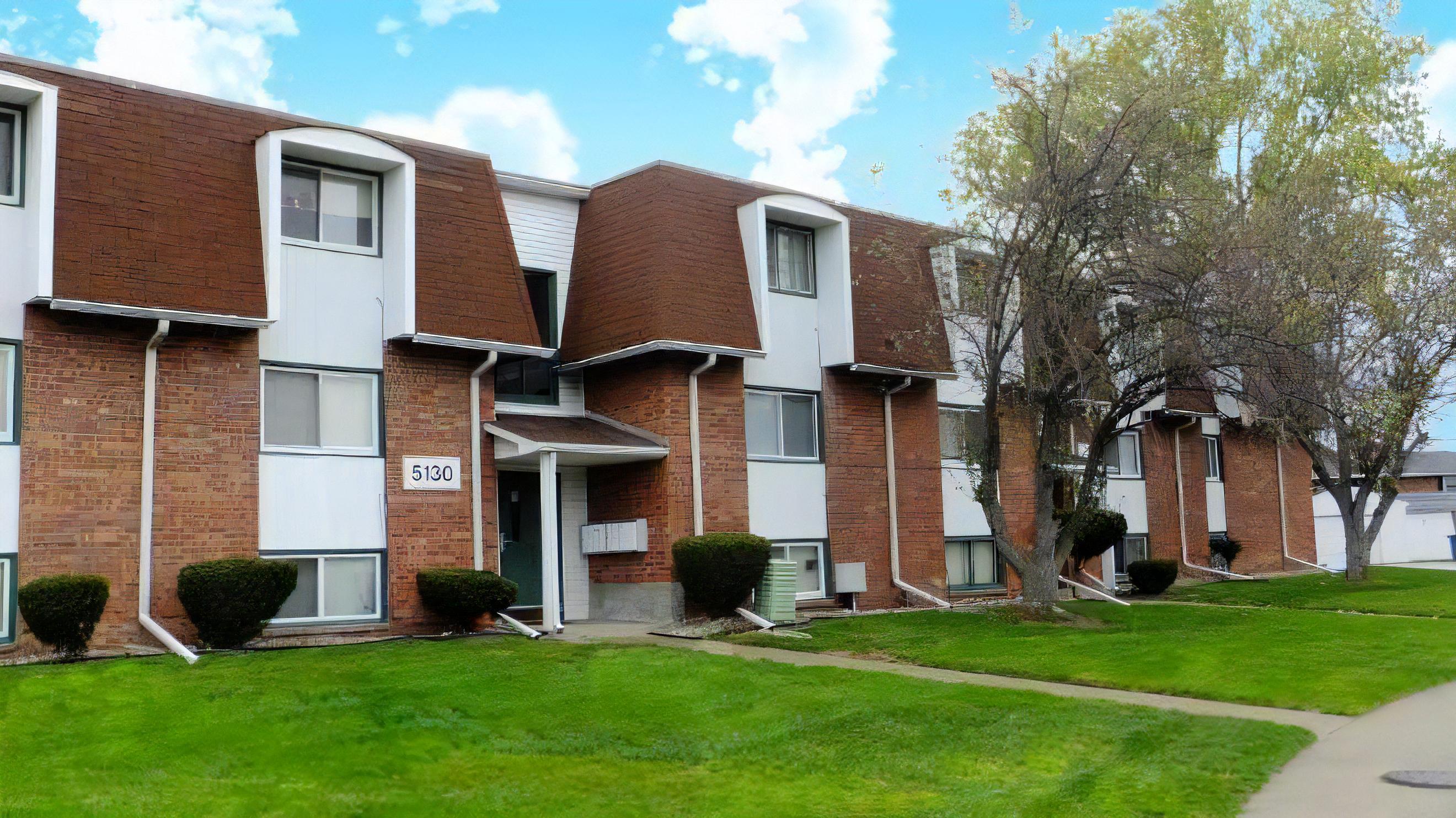 2200 Foxbourne Rd – photo 5