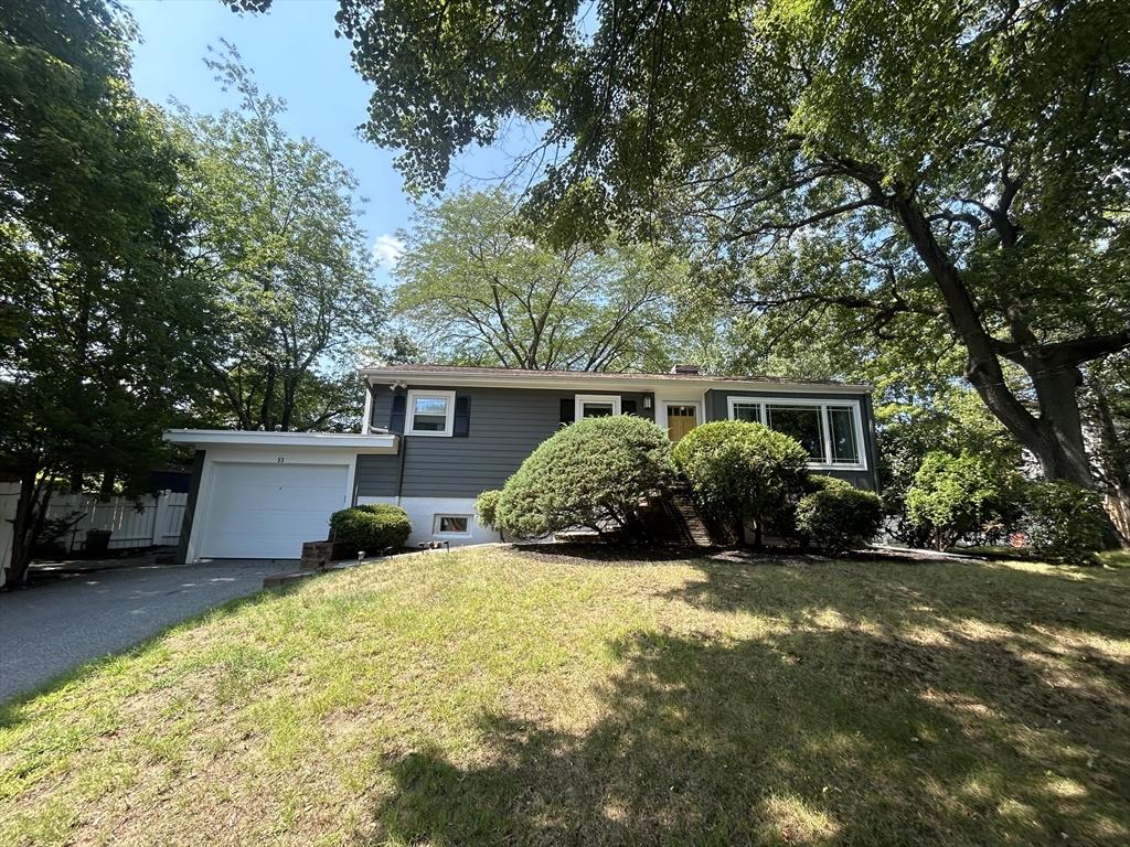 53 Dickson Ave – photo 1