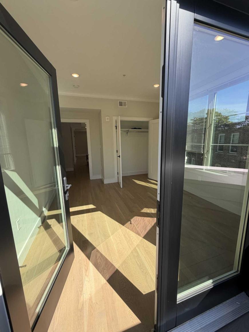 109 Warren St – photo 4