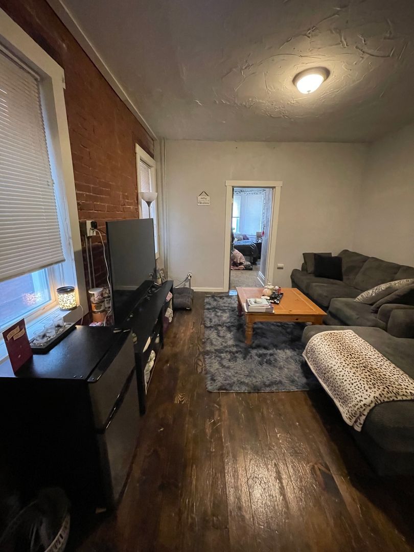 225 S Millvale Ave unit #2 – photo 2