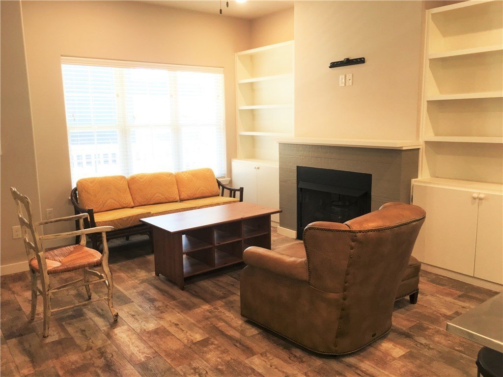 1690 Neptune St – photo 3