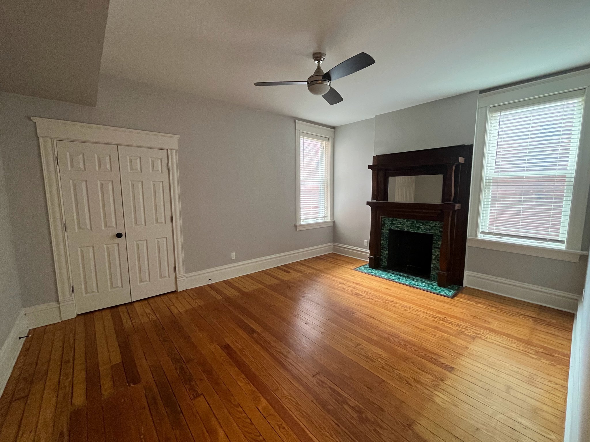 2040 Russell Blvd unit 2040 Russell Blvd 2F – photo 3