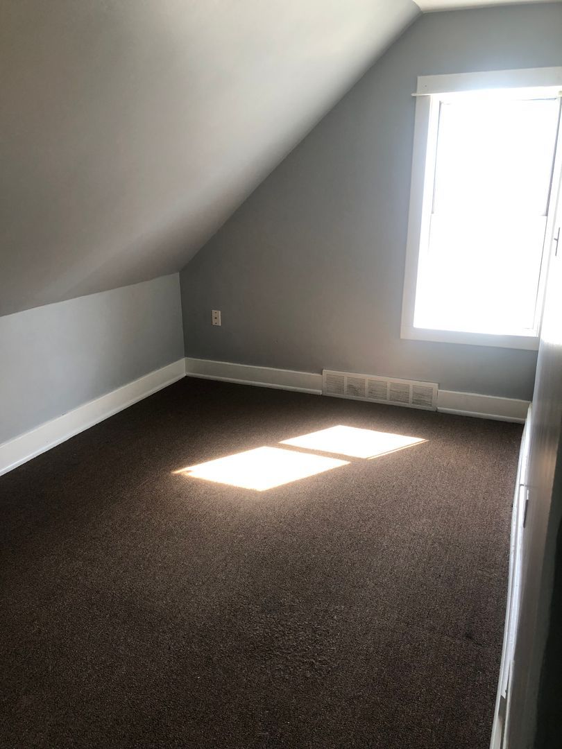 6344 25th Ave unit upper – photo 4