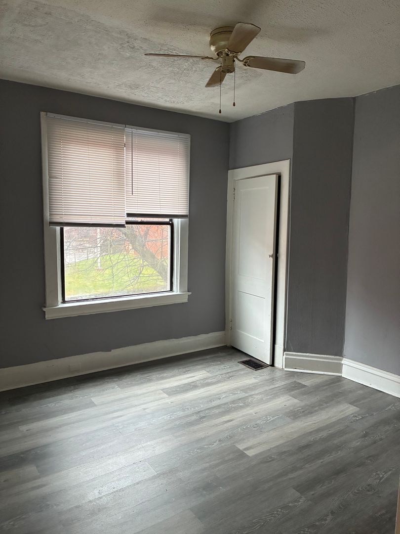 3015 Ashlyn St unit 3015 Ashlyn St 2 – photo 4