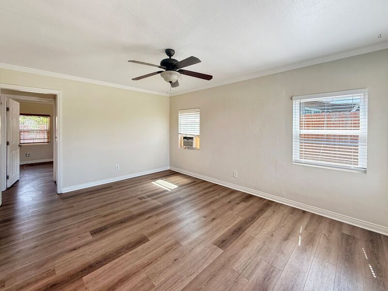 5927 Bark St – photo 3