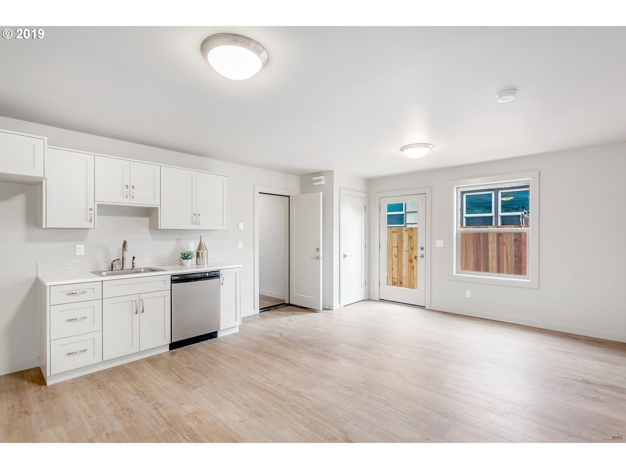 5616 NE 16th Ave unit B – photo 2