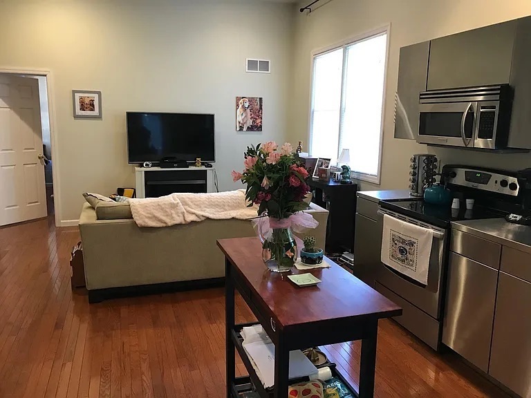 6315 Marchand St unit 5 – photo 2
