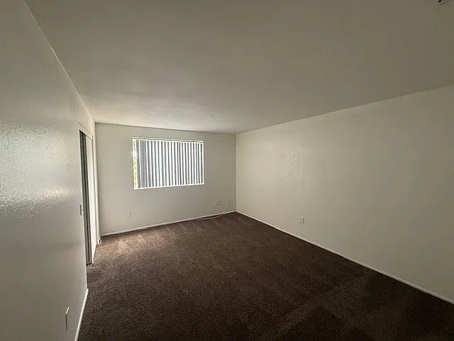 Yucca Apartments – photo 5