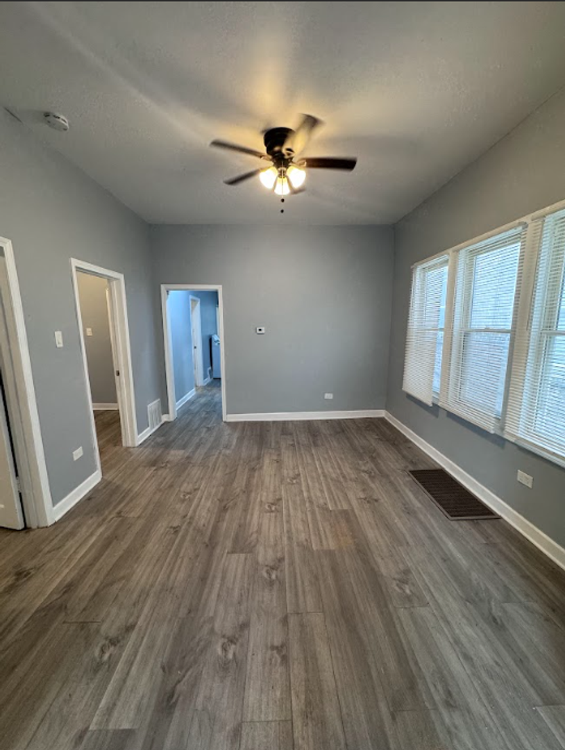 12219 S Lowe Ave – photo 3