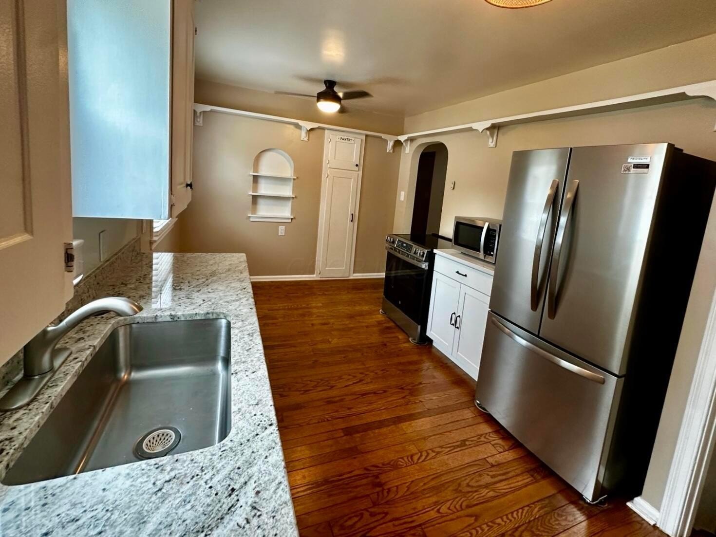 2778 Bellwood Ave – photo 5