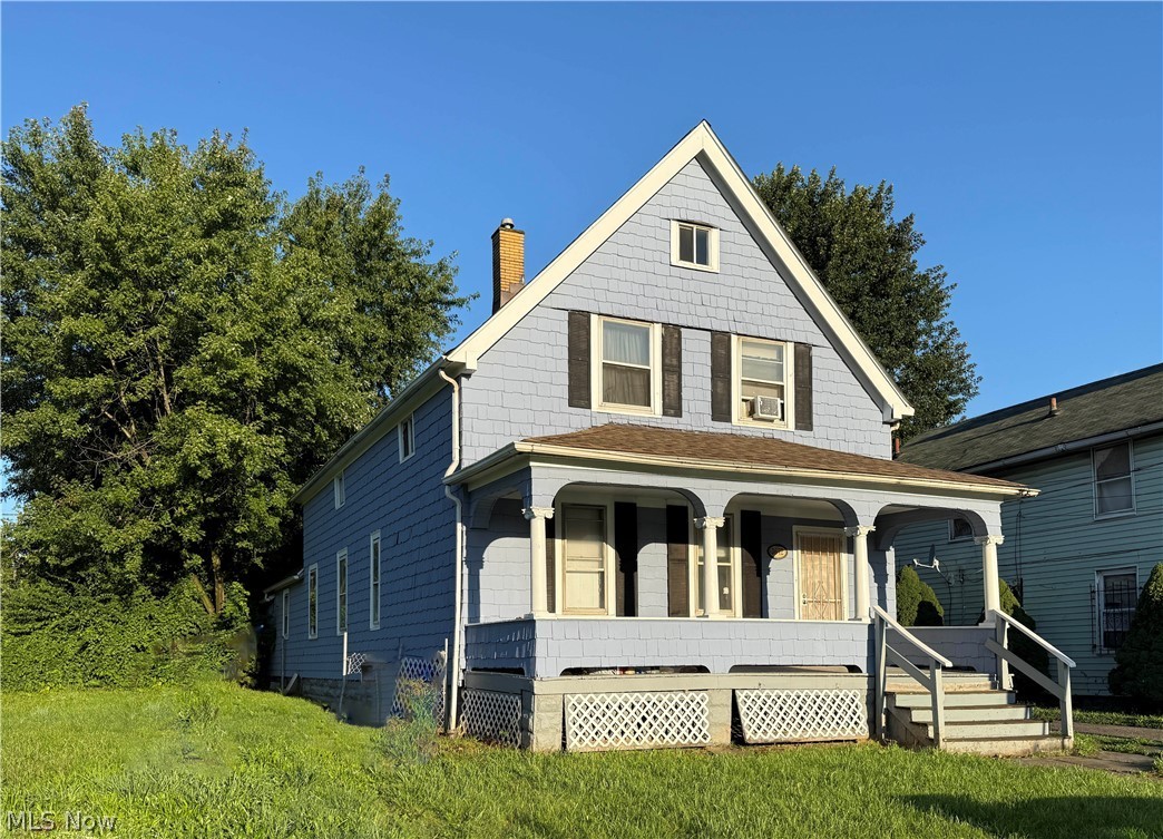 3672 E 48th St – photo 1