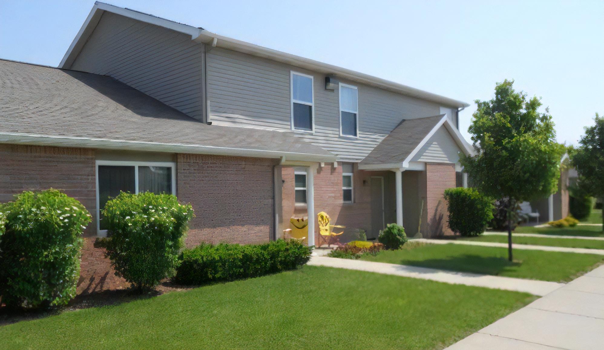 739 S Main St – photo 4