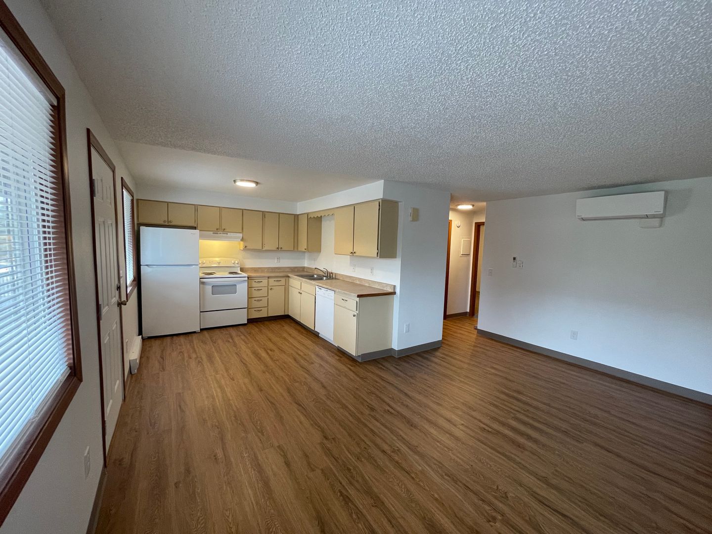 804 E Hartson Ave unit 7 – photo 1