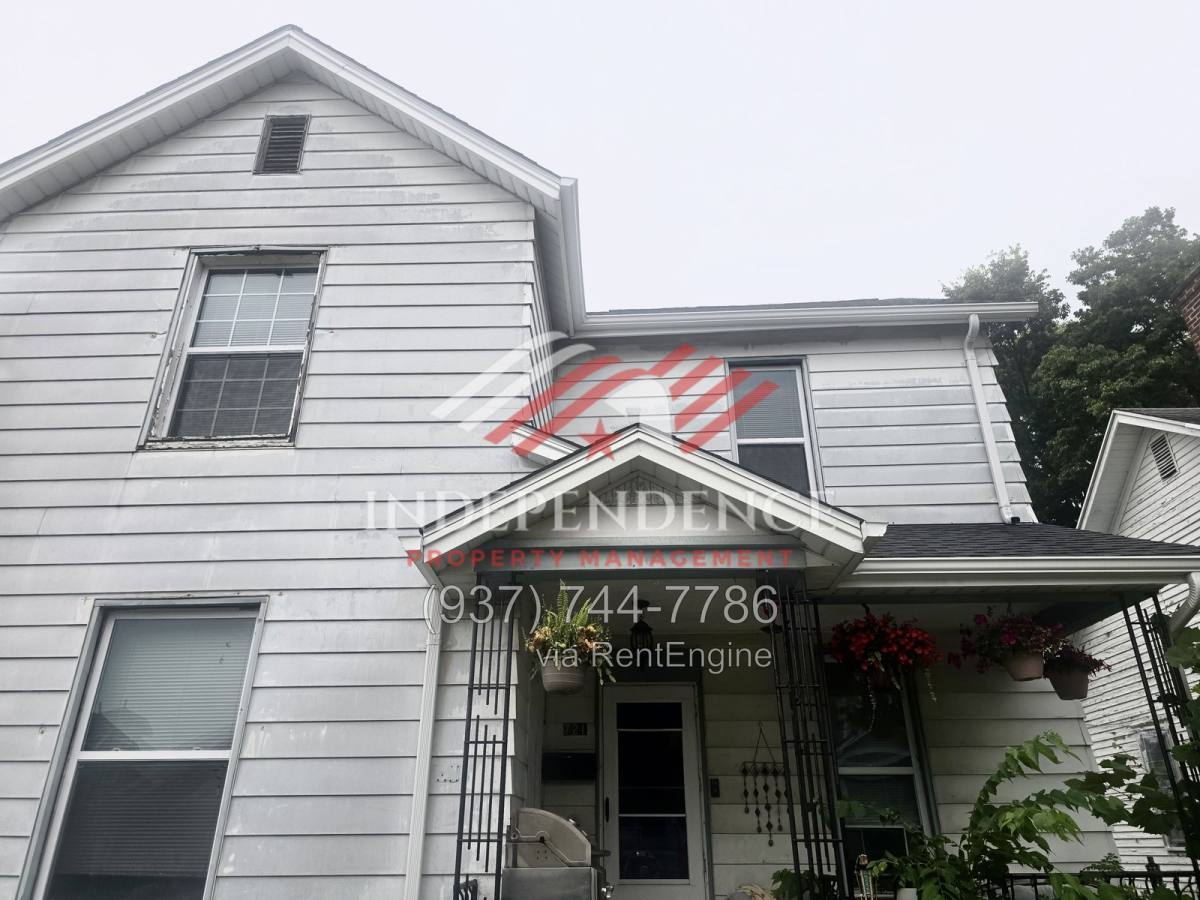 721 E Pearl St – photo 2