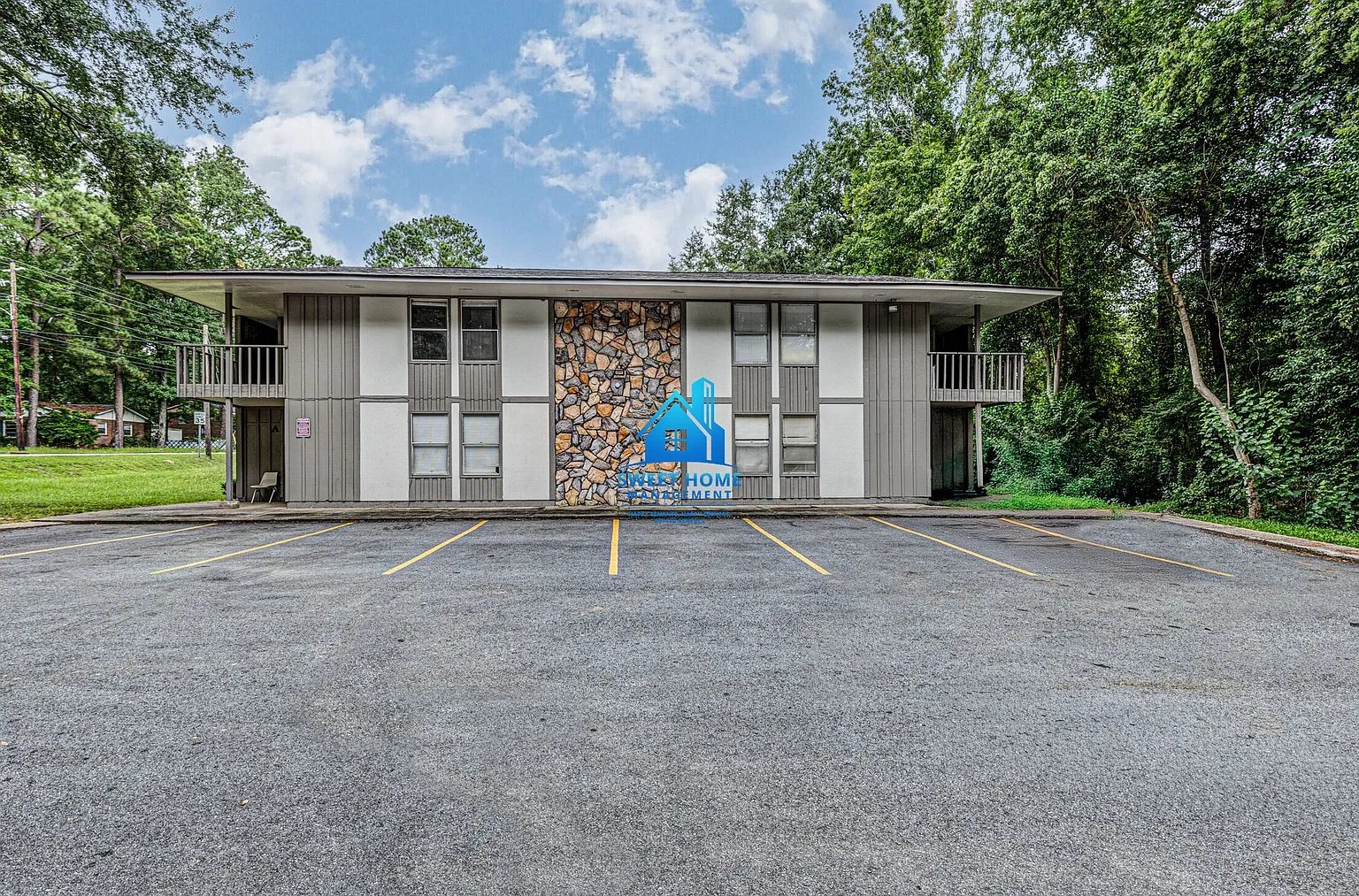 Ridge Pointe Apartments – photo 1