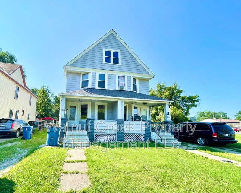 1818 E 29th St unit 1816 1818 – photo 2