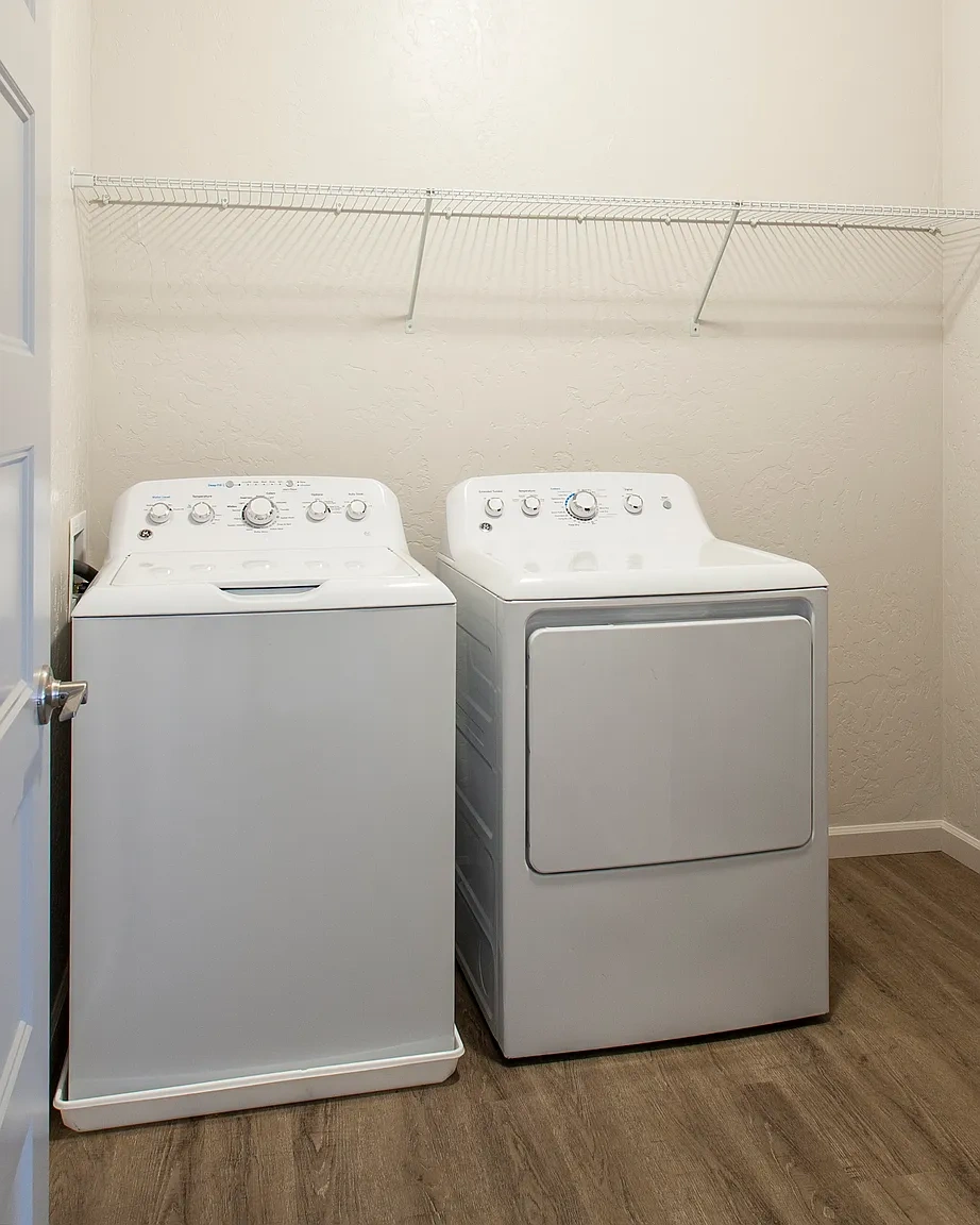 Prairie Pointe Apartments and Townhomes – Floor plan