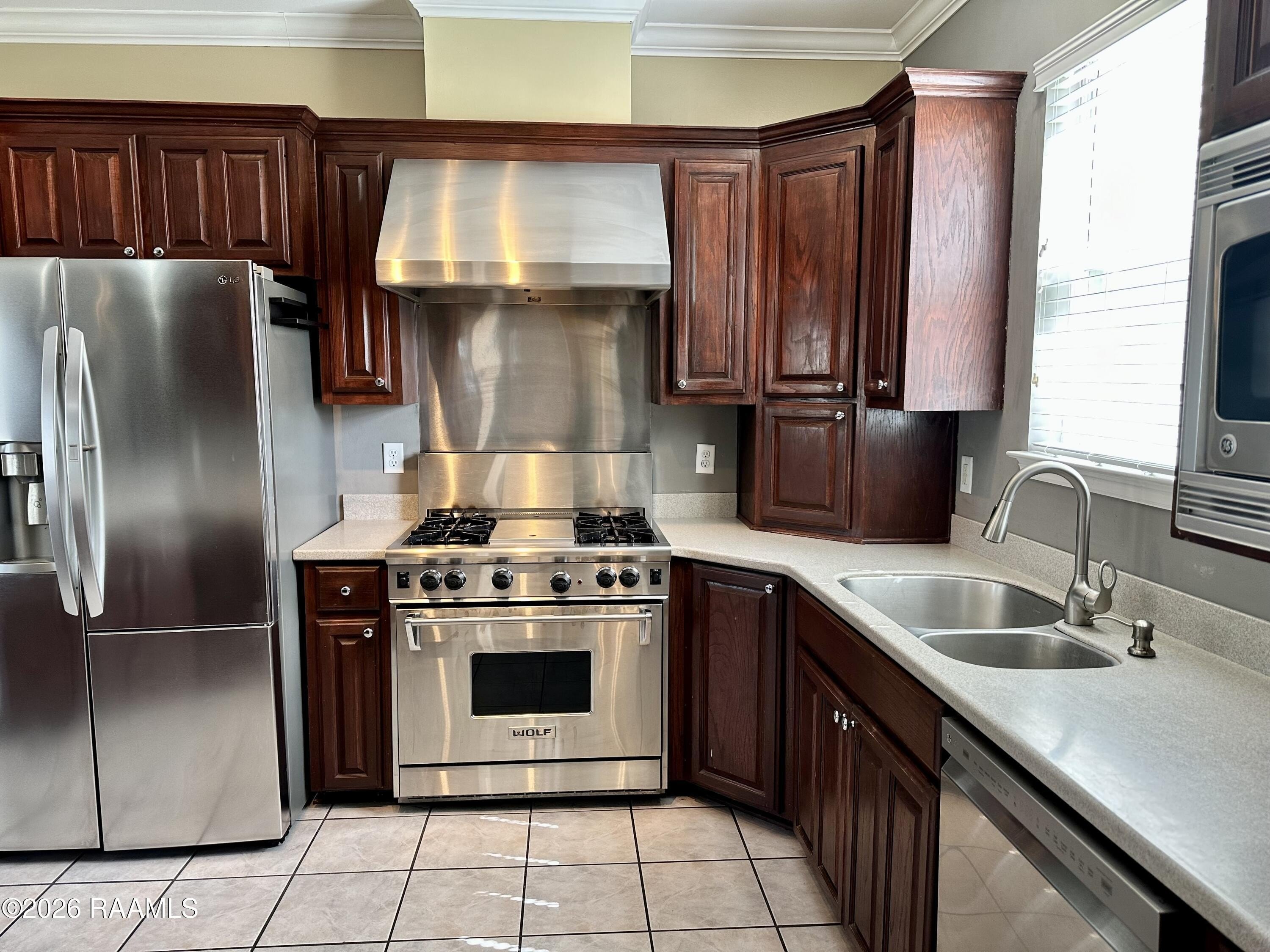 9721 Buttercup Dr – photo 2