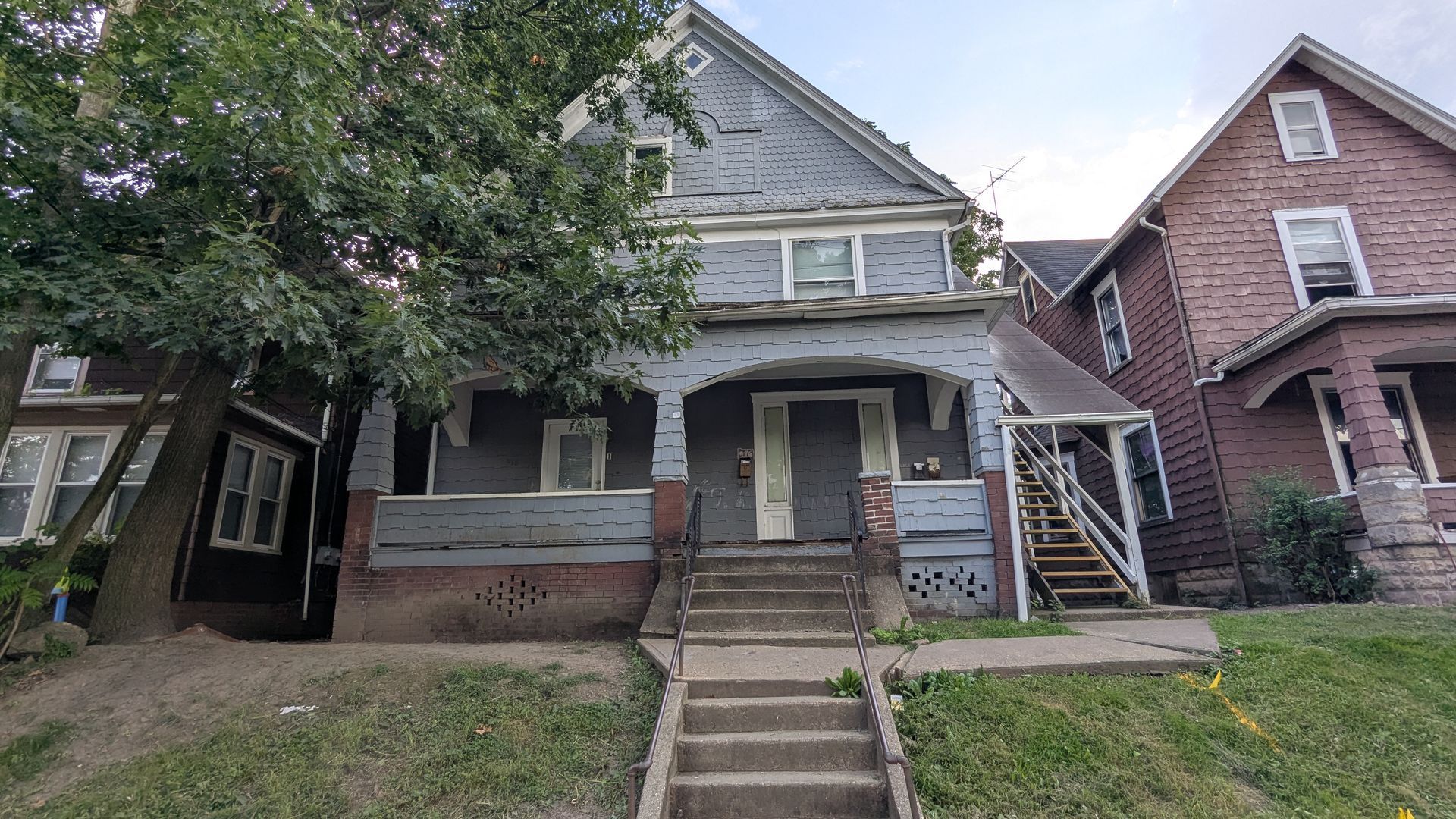 916 6th St NW unit 1 – photo 1