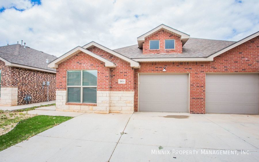 2102 Langford Ave – photo 1