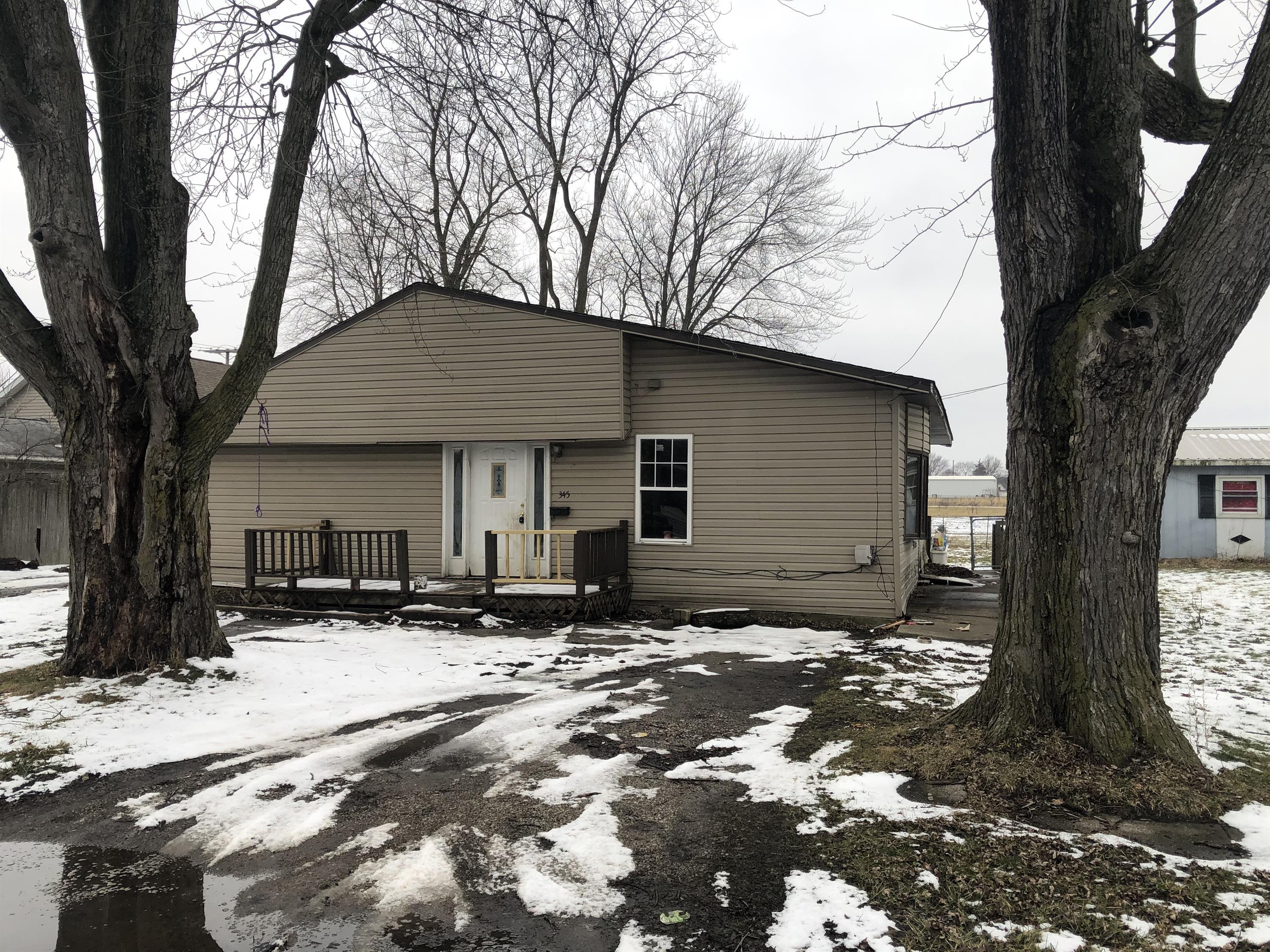 345 Walnut St – photo 1