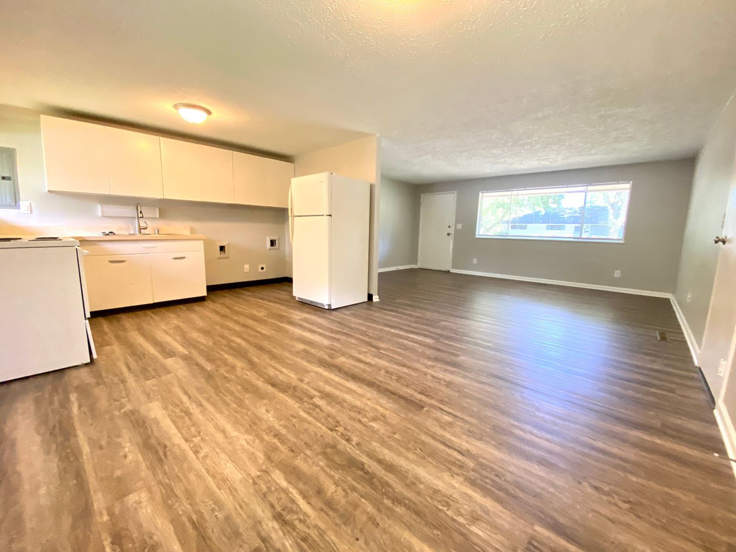 4417 Grayson St – photo 4