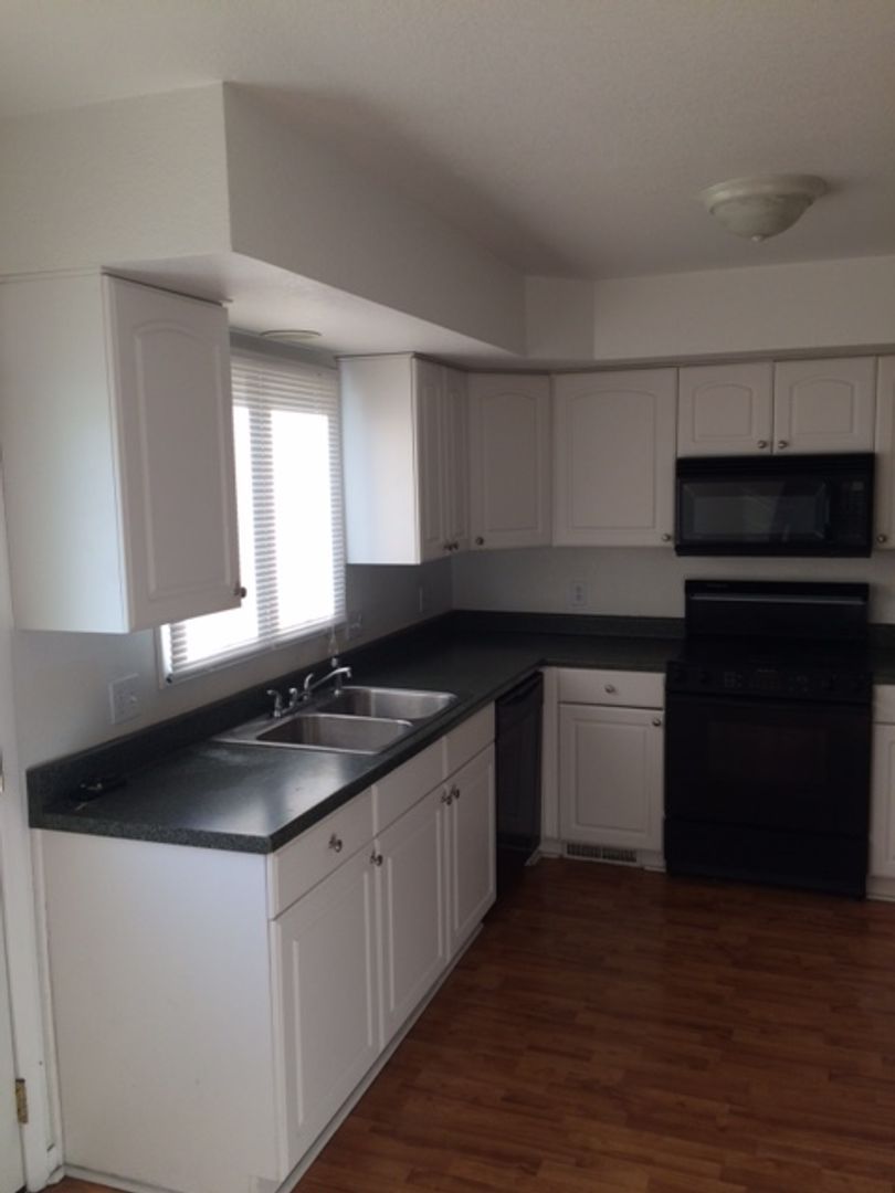 5541 Christopher Ct unit 5547 – photo 3