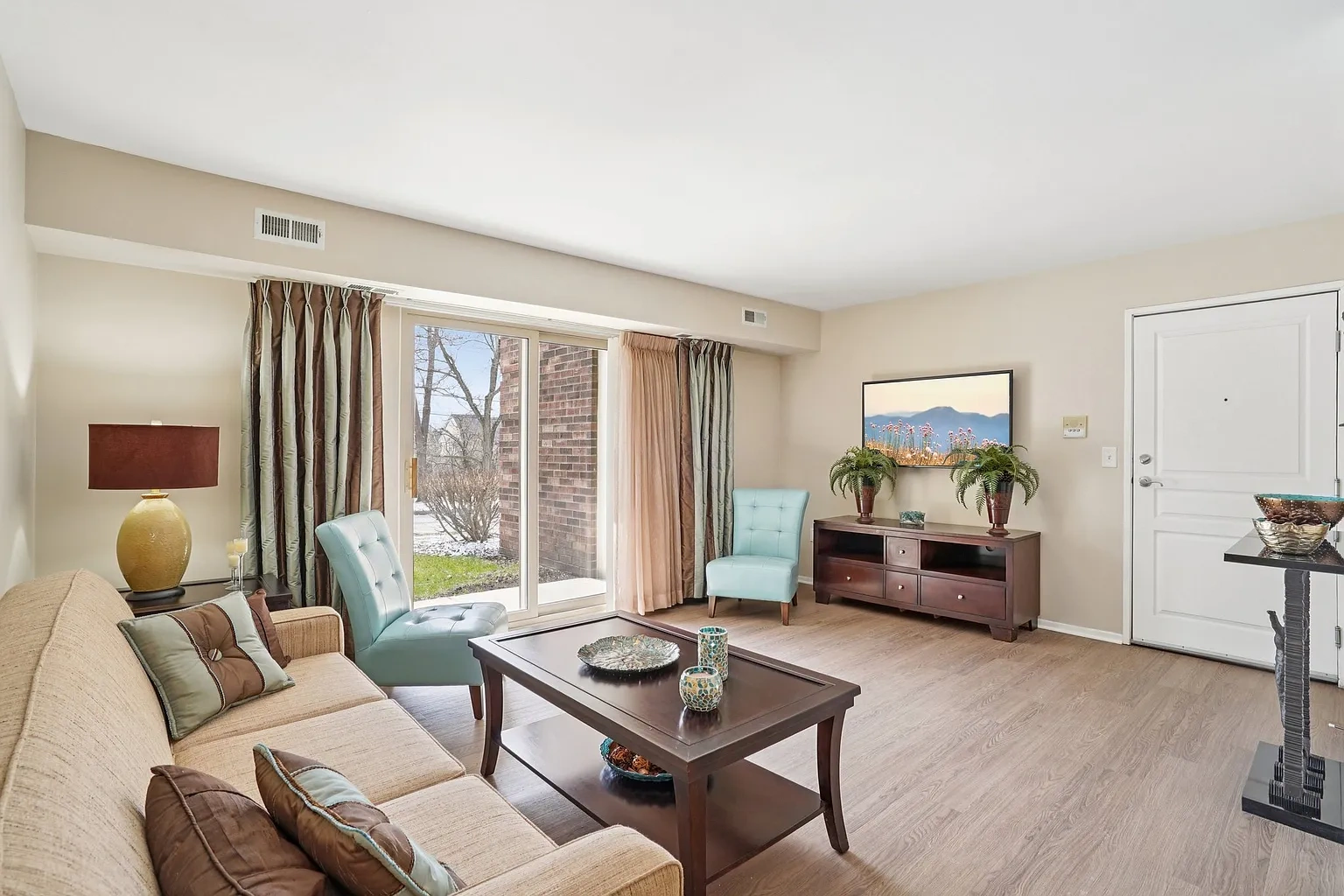 Swan Harbour Apartments – photo 3