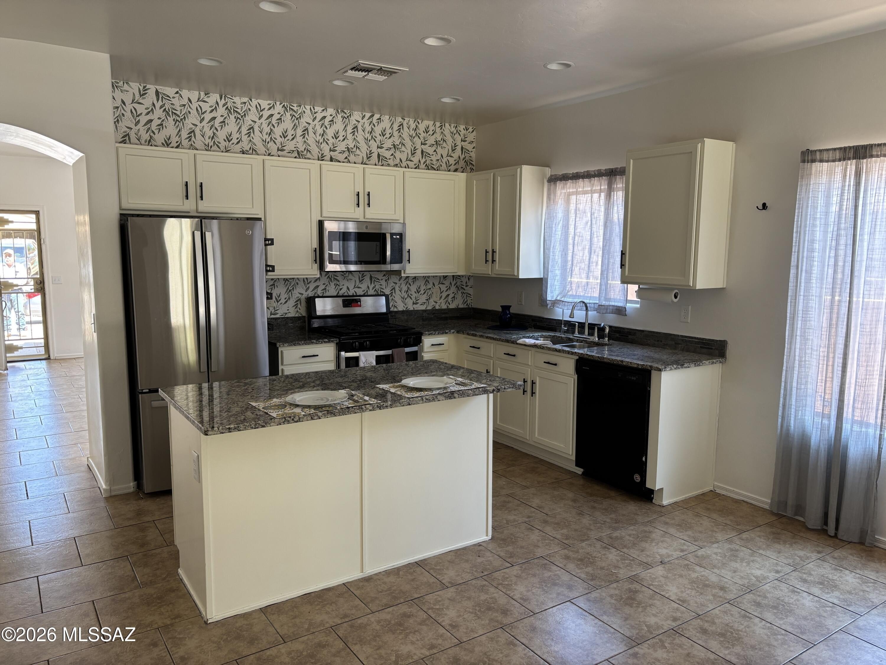 182 E Corte Rancho Dorada – photo 3