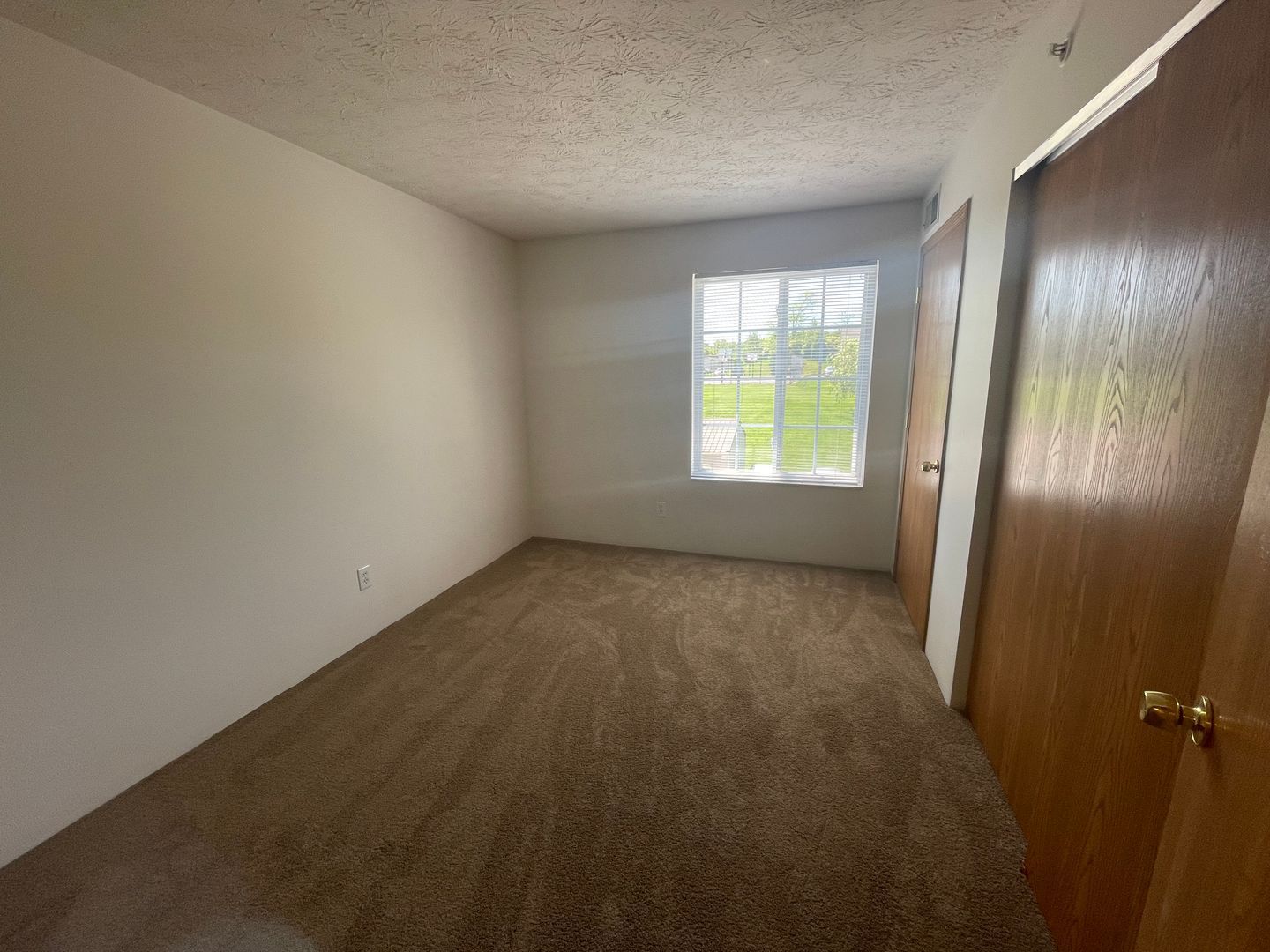10905 Shaker Point Way unit 10914-09 – photo 3