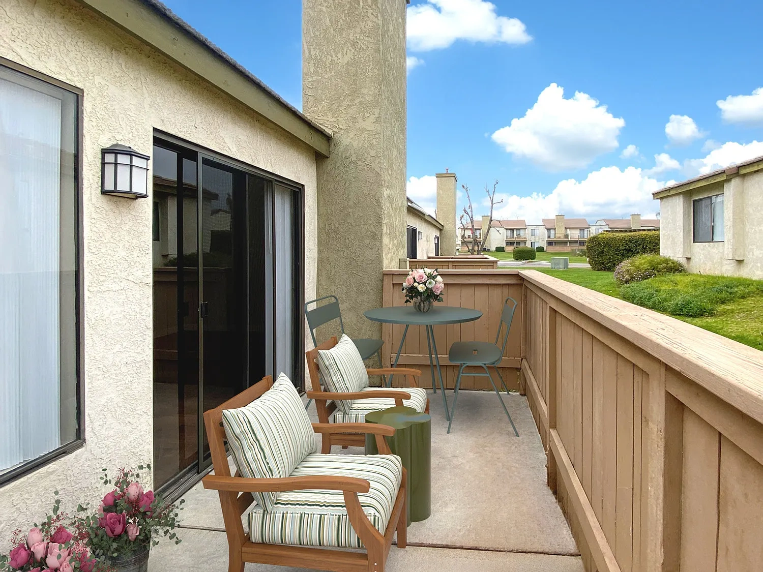 Cresthaven Apartment Homes – photo 2
