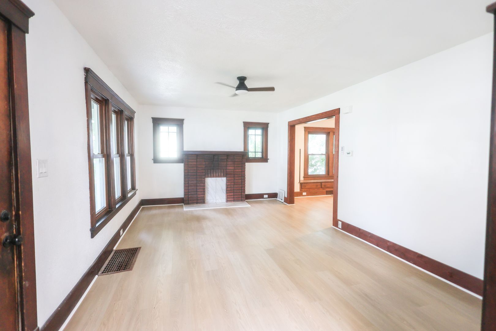 1119 W 11th St – photo 2