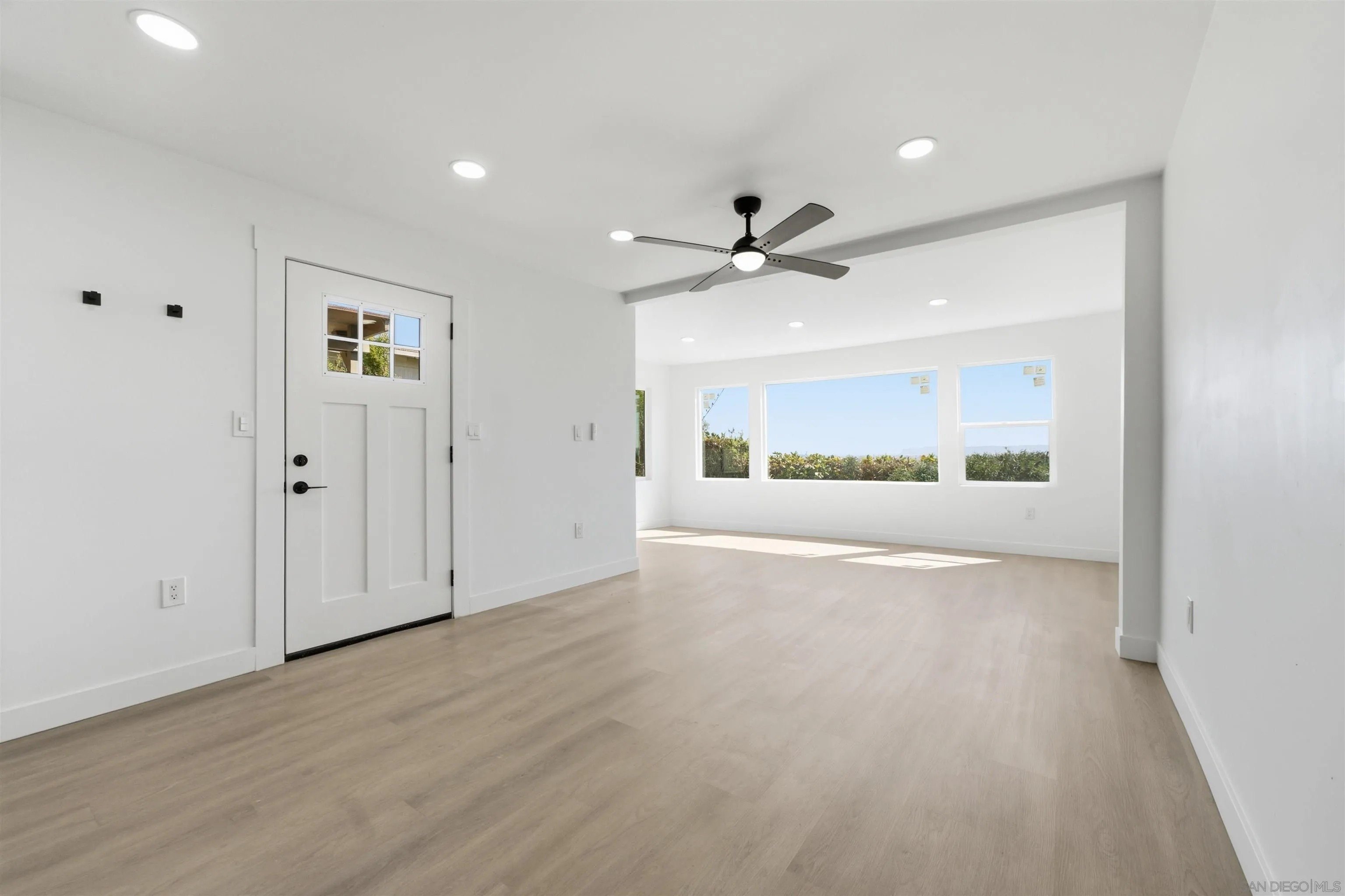 2844 State St – photo 2