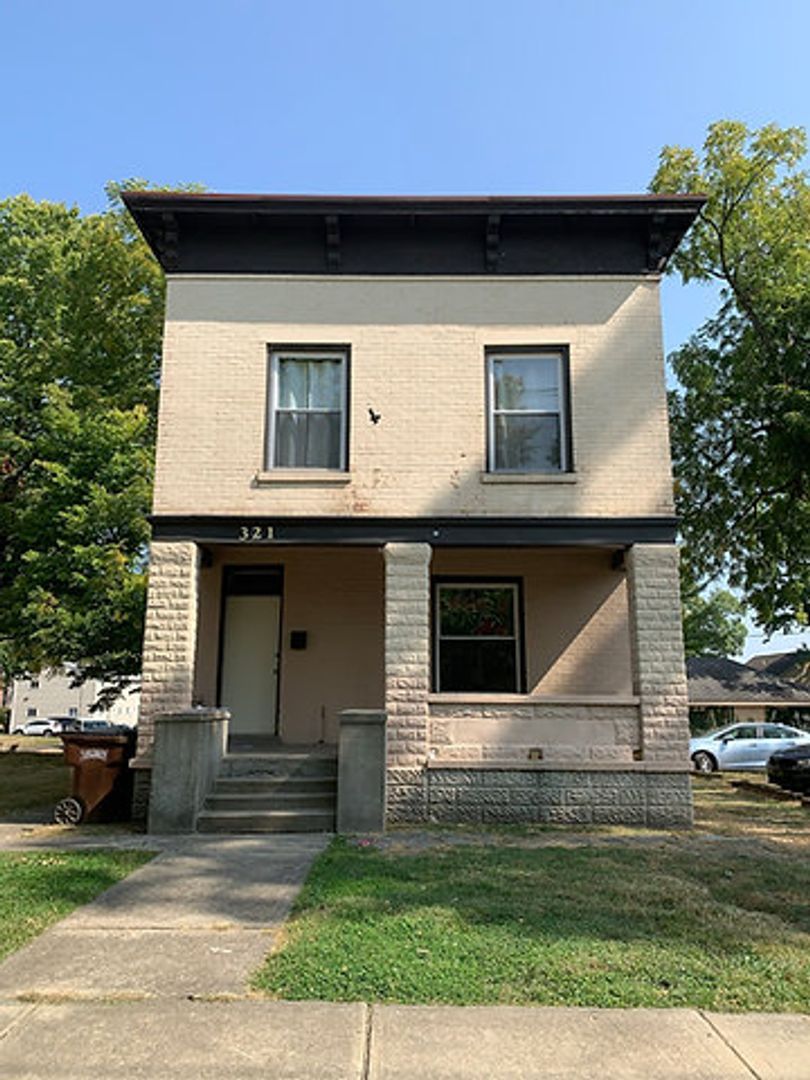 321 S Main St unit 321 S. Main St. – photo 1