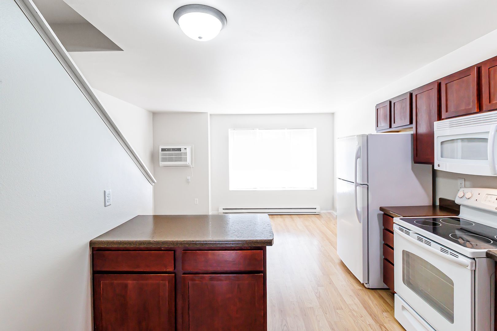 1017 16th St N unit 1017B – photo 4