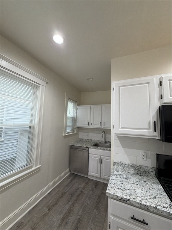 27 Hosmer St unit 1 – photo 2