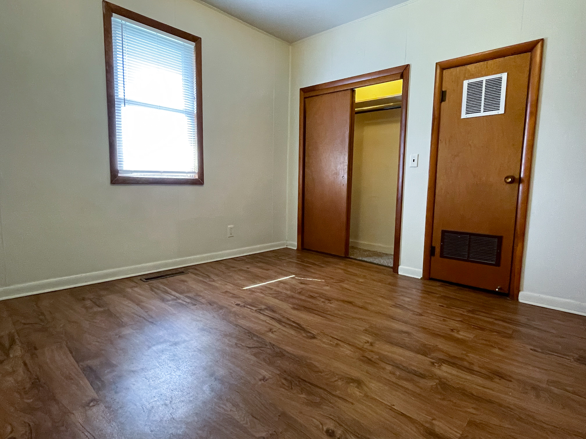 401 E Snider St unit # 3 – photo 4