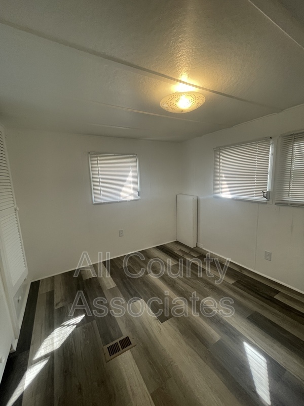2132 Kepner Dr – photo 5