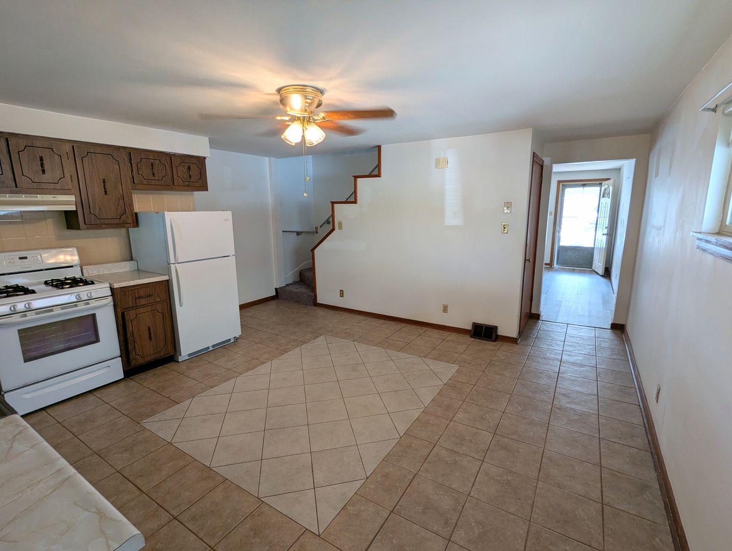 258 Edmond St – photo 5
