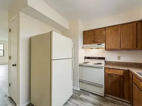 573 Irving Wick Dr E unit g – photo 3