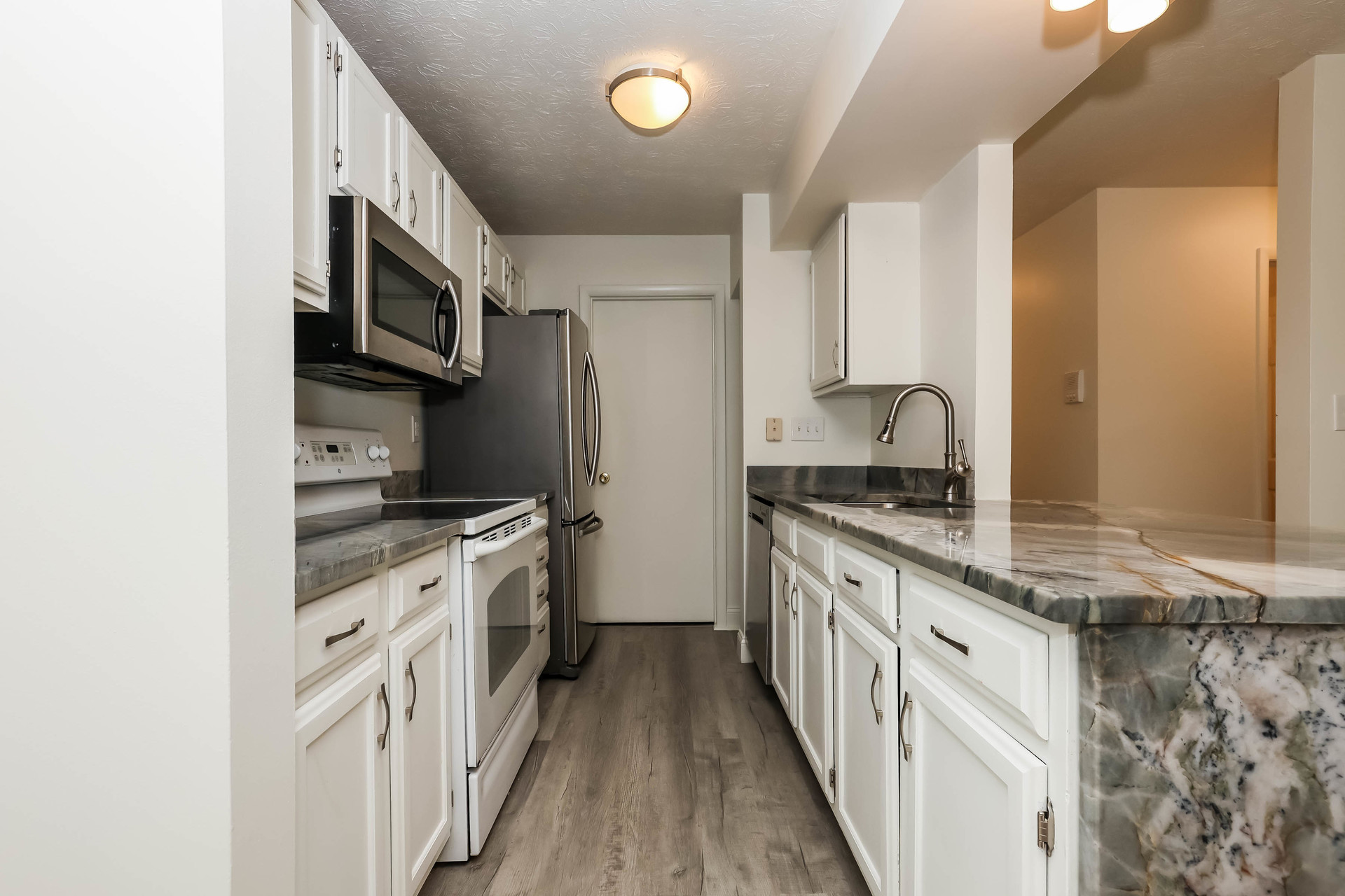 8839 Eagleview Dr unit 4 – photo 4