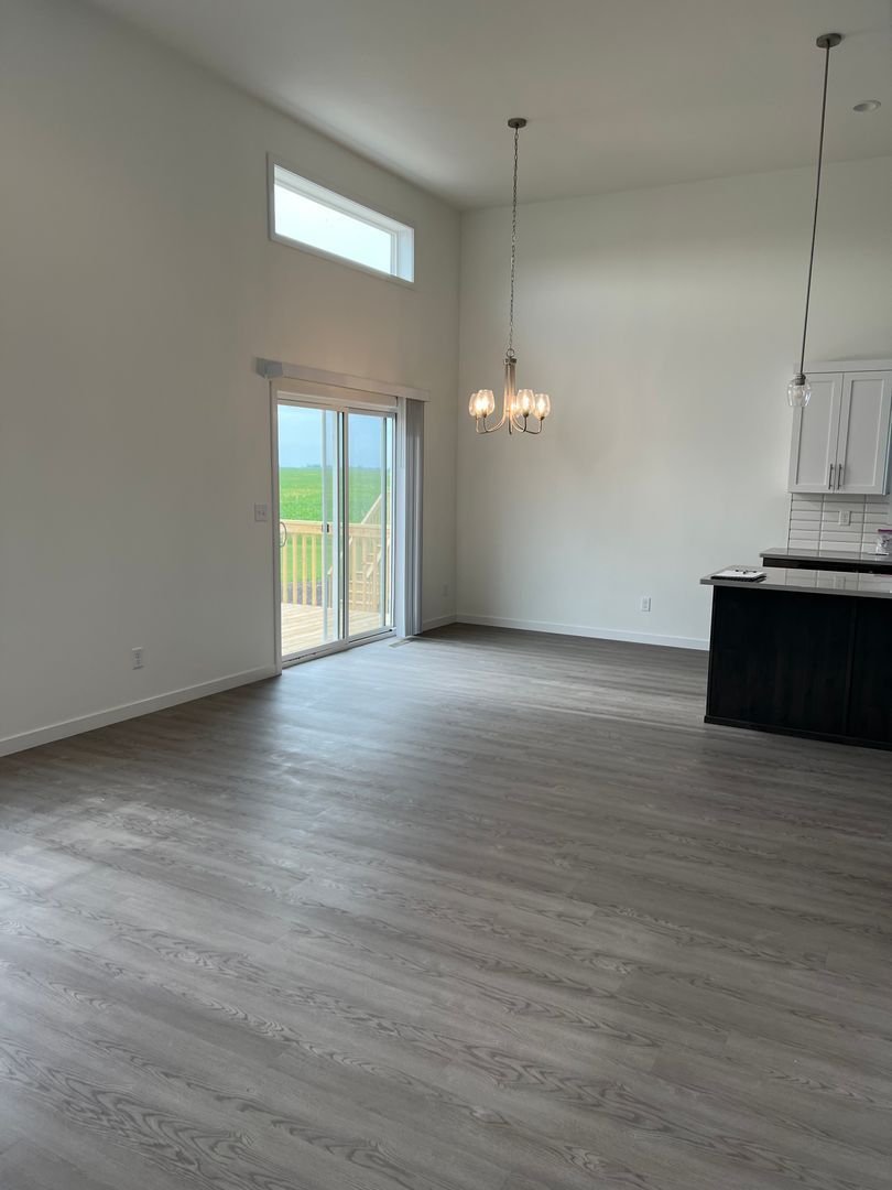 915 46th Ave S – photo 3
