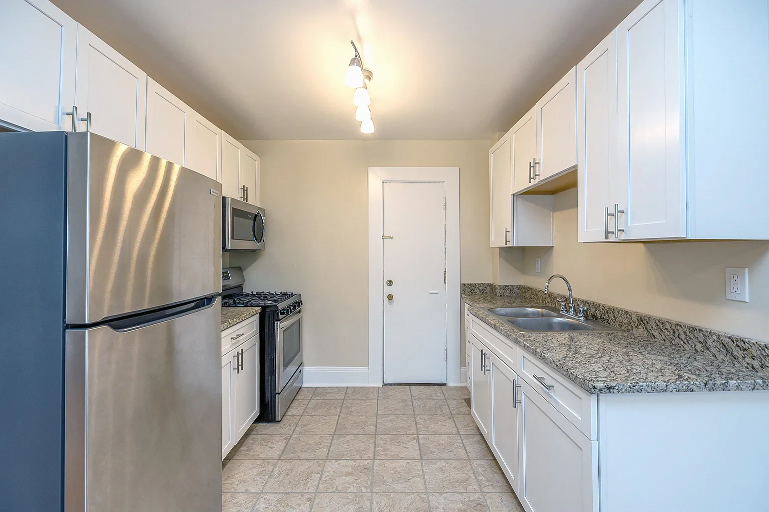 Lewis Manor Apartments – photo 4