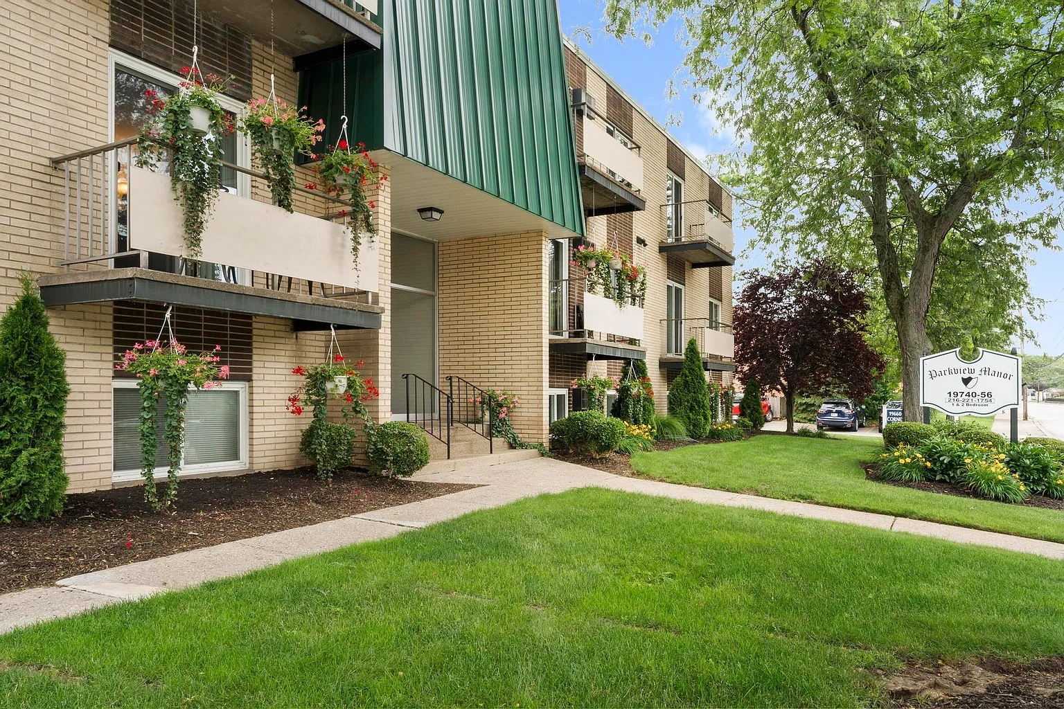 Parkview Manor – photo 2