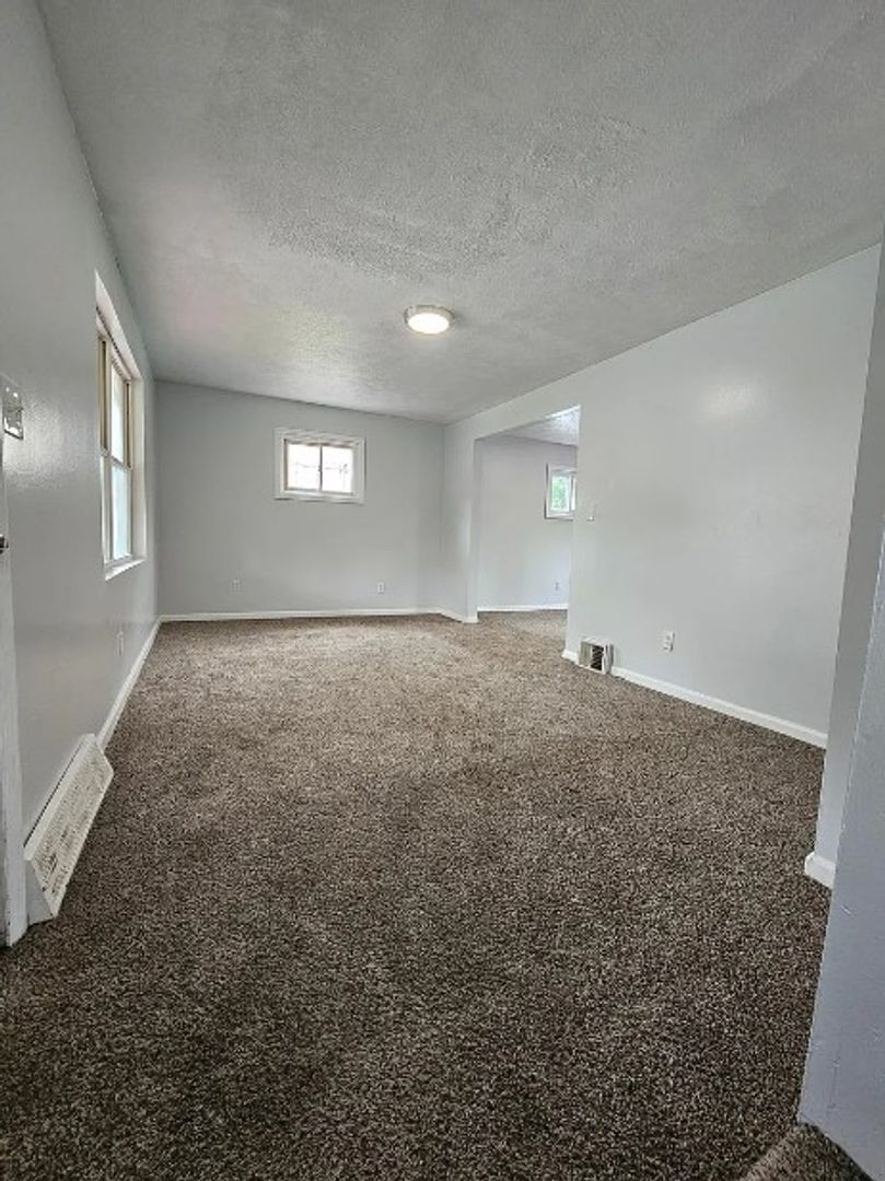 10422 Dove Ave – photo 4