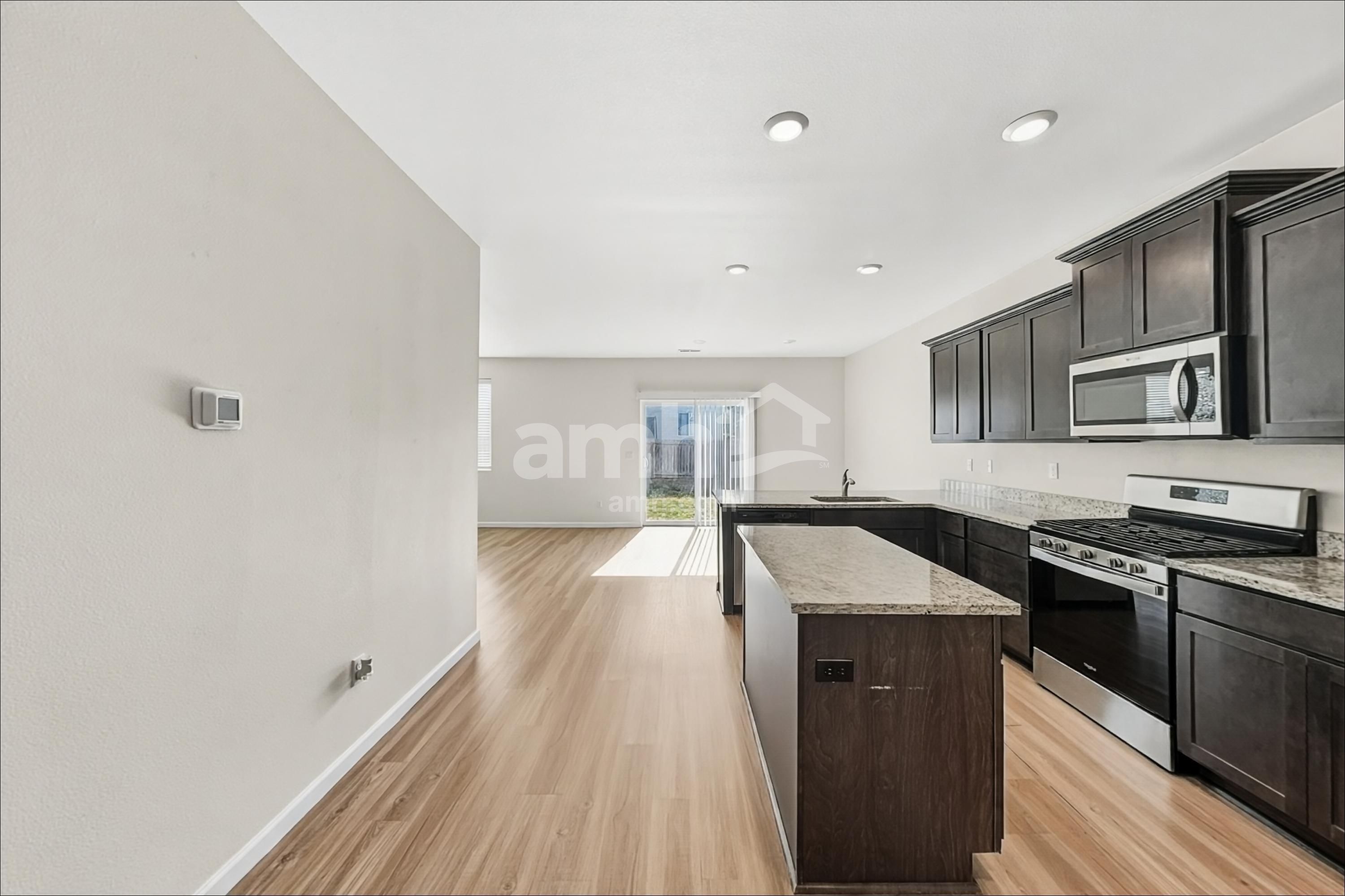 1215 W 17th Ave – photo 4