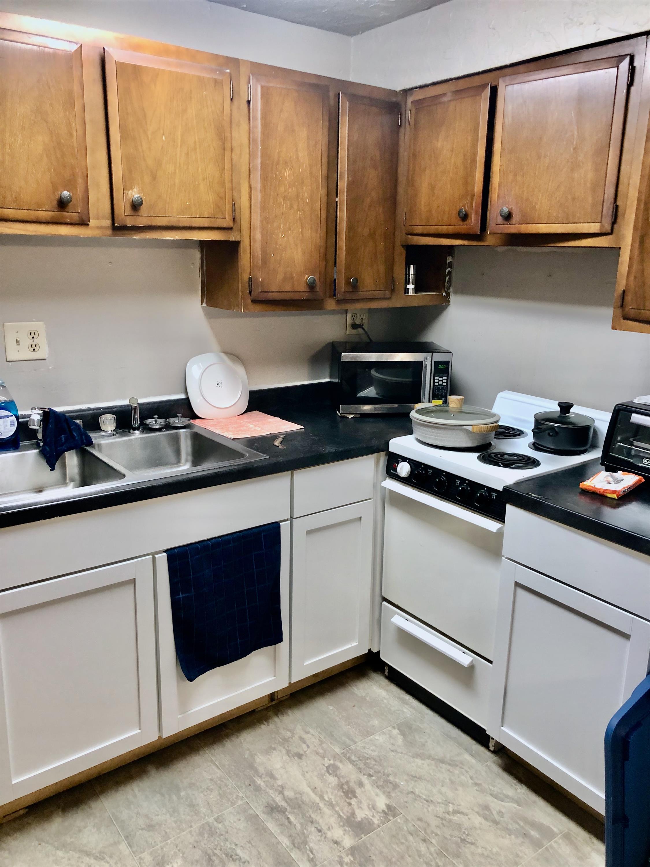 63 6th Ave N unit 3 – photo 2