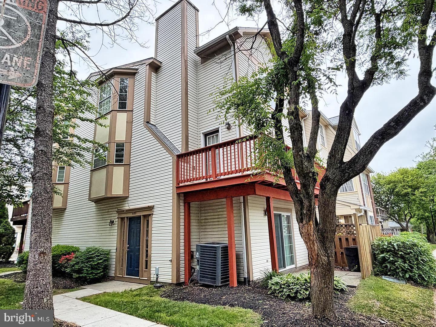 4100 Hunters Hill Cir unit 4100 – photo 1